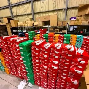 Nike sneakers pallets
