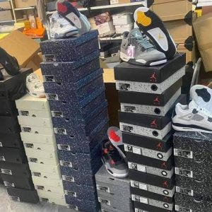 Jordan Sneakers Pallet